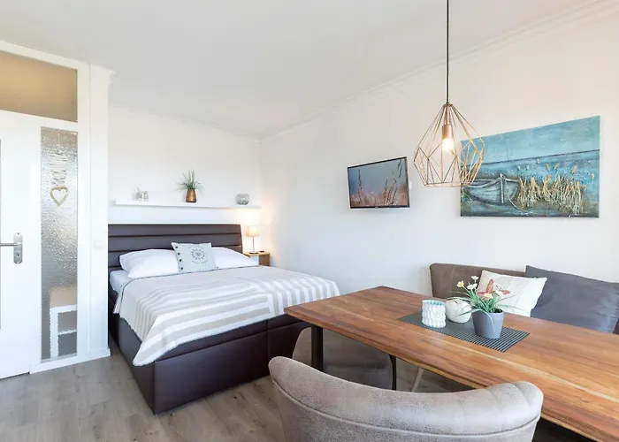 Haus Seebad Ostseeperle アパート